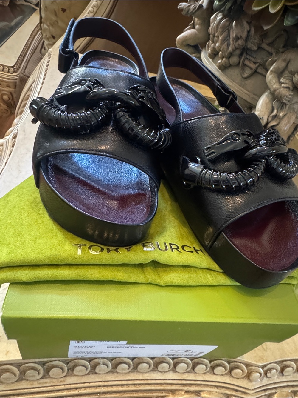 Tory Burch Black Leather Platform Sandals with Decorative Knot Accent Size 7.5